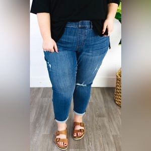 Like new condition Judy Blue Jeans